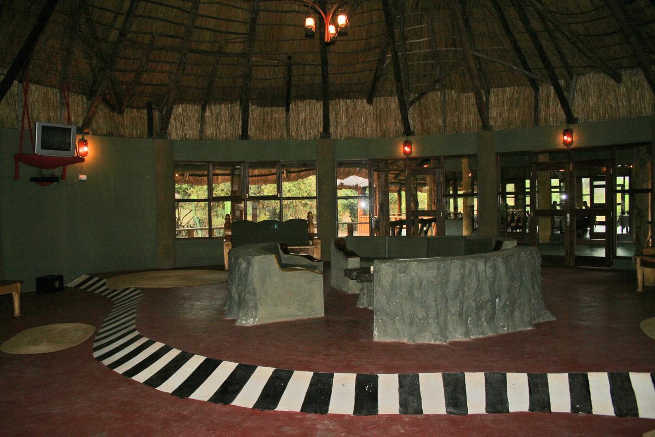 Roika Tarangire Tented Lodge Kwa Kuchinia Екстер'єр фото