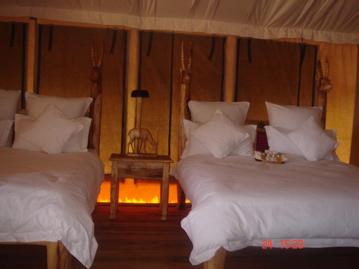 Roika Tarangire Tented Lodge Kwa Kuchinia Екстер'єр фото